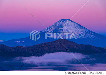 Mt. Fuji on New Year's Day 2018, as seen from Hakone Okan 45220206