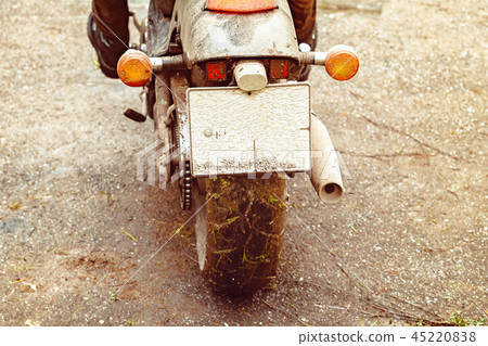 biker before the start 45220838