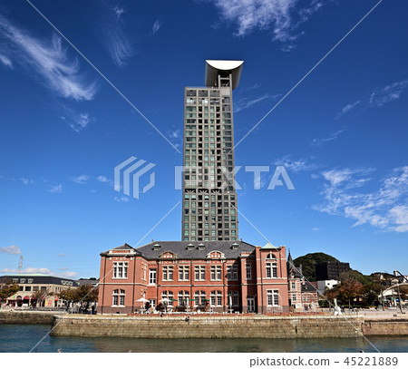 Mojiko Retro 45221889