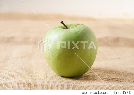 green apple 45223528