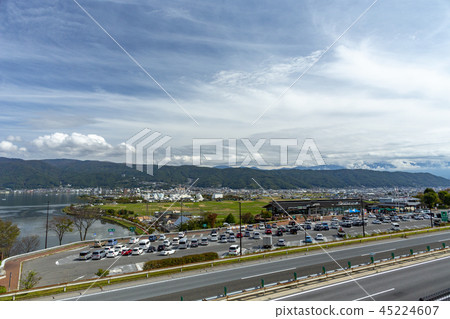 High speed speed masking patrol car attacking driving traffic violation congestion homecoming Golden Bon Fine service High speed speed masking patrol car attacking driving traffic violation congestion homecoming Golden Bon Fine service 45224607