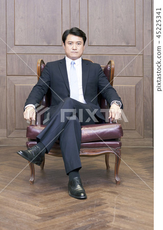 商人,商業,首席執行官,總統,代表,辦公室,辦公室,辦公室,公司 商人,商業,首席執行官,總統,代表,辦公室,辦公室,辦公室,公司 45225341