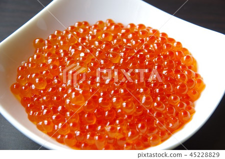 醬油醃三文魚籽 45228829