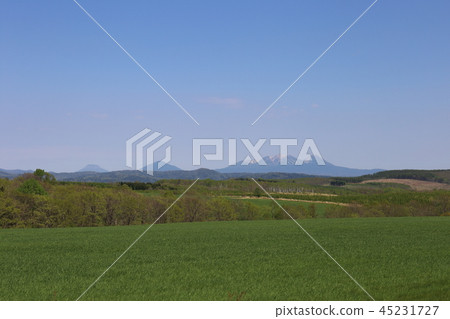 從六別看到的北海道六別阿寒山脈 從六別看到的北海道六別阿寒山脈 45231727