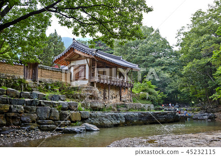 Gyeongju (Treasure 413), Gyeongju, Gyeongbuk Gyeongju (Treasure 413), Gyeongju, Gyeongbuk 45232115