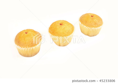 tasty muffin cakes, isolated on white background. 45233806