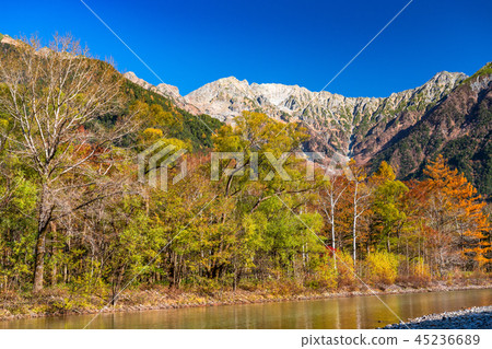《Nagano Prefecture》Autumn Kamikochi, Northern Alps and autumn leaves 《Nagano Prefecture》Autumn Kamikochi, Northern Alps and autumn leaves 45236689