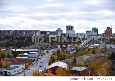 從飛行員紀念碑的看法 45237773