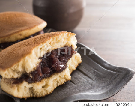 Dorayaki 45240546