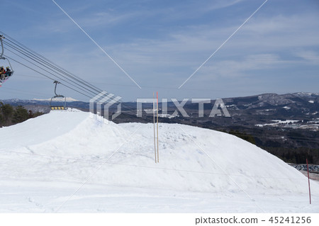 Jumping stand on the slopes Jumping stand on the slopes 45241256