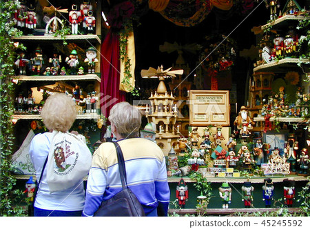 Window shopping of Santa Claus in the old German capital Rothenburg Window shopping of Santa Claus in the old German capital Rothenburg 45245592