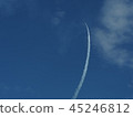 飛機雲彩和藍天 45246812