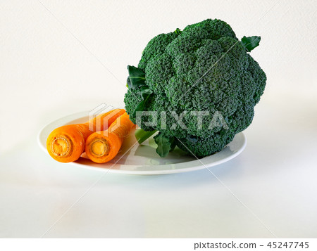 西蘭花和胡蘿蔔表 西蘭花和胡蘿蔔表 45247745