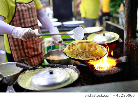 Vietnamese food Vietnamese food 45250066