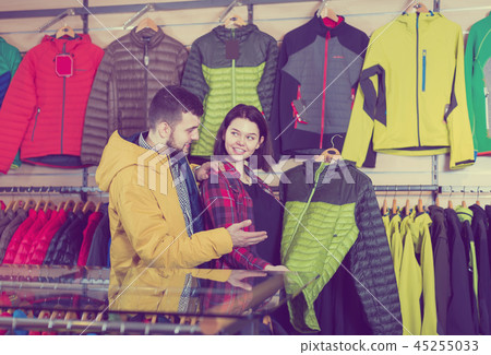 Buyers discuss buying a windcheaters 45255033
