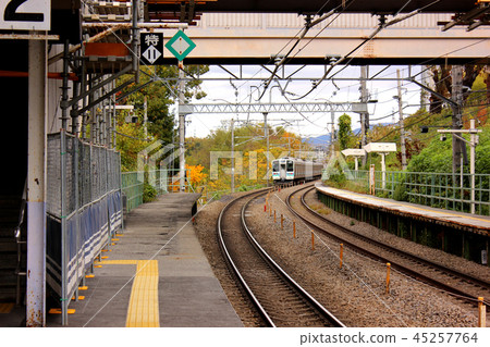 Matsumoto line train (3) which left Chuo Main Line Nagasaka Station Matsumoto line train (3) which left Chuo Main Line Nagasaka Station 45257764