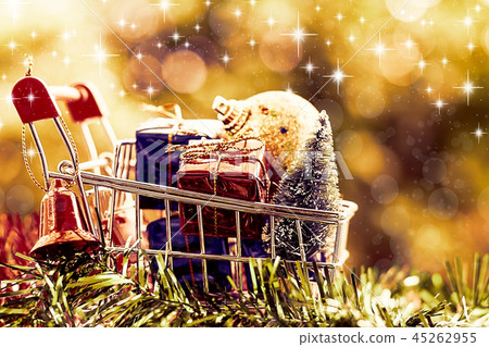 Xmas decorative items in mini shopping cart Xmas decorative items in mini shopping cart 45262955