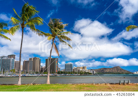 <<夏威夷>>來自Diamond Head和Waikiki Magic Island 45263804