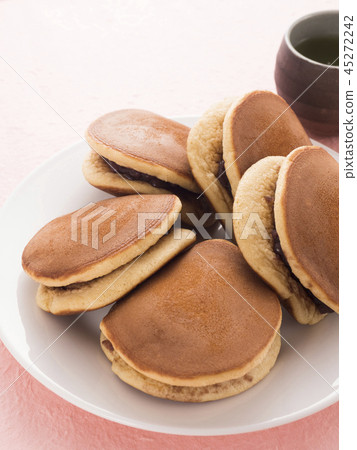 Dorayaki 45272242