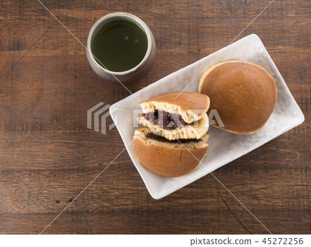 Dorayaki 45272256