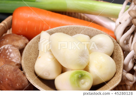 煮熟的成分 煮熟的成分 45280128