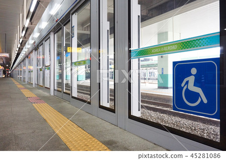 殘疾標誌，地鐵 45281086