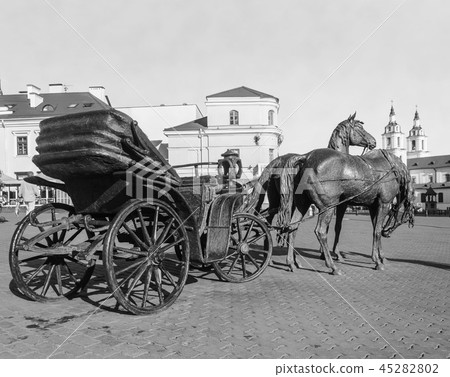 Sculpture "Governor's carriage" in center of Minsk 45282802