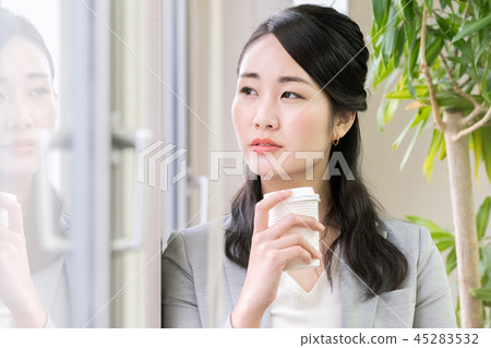 Business woman suffering from career Business woman suffering from career 45283532