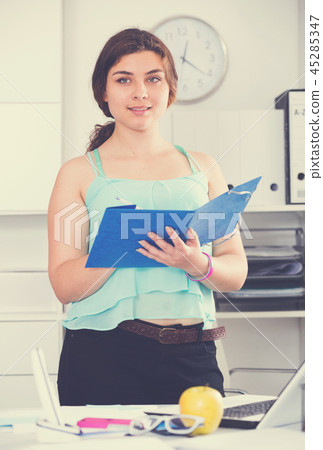 Manager is signing agreement papers of financial nature Manager is signing agreement papers of financial nature 45285347