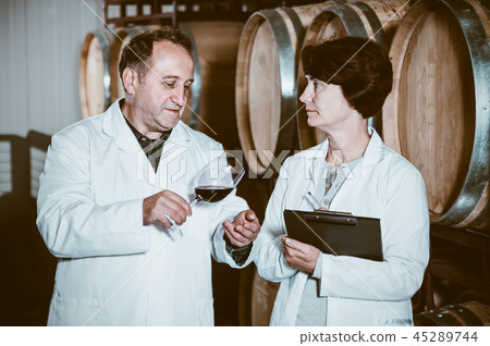 Wine maker with wineglass 45289744