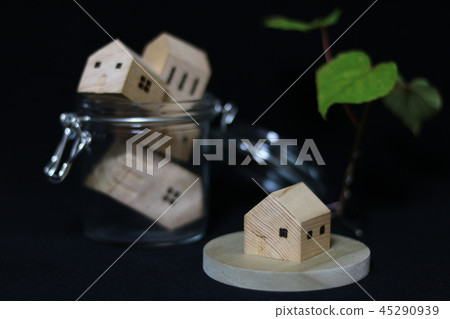 Let's choose a nice house 45290939