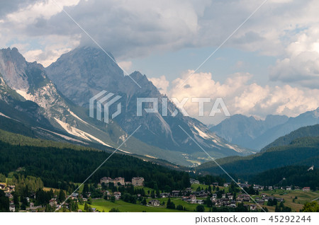Mountain Scene in the Italian Dolomites 45292244