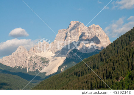 Mountain Scene in the Italian Dolomites Mountain Scene in the Italian Dolomites 45292348