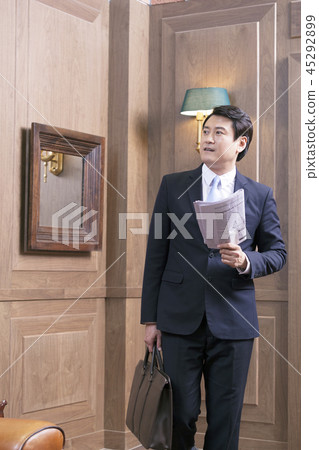 商人,商業,首席執行官,總統,代表,辦公室,辦公室,辦公室,公司 商人,商業,首席執行官,總統,代表,辦公室,辦公室,辦公室,公司 45292899