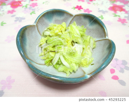 Pickled homemade Chinese cabbage Pickled homemade Chinese cabbage 45293225