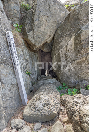The mysterious desert island of Tomogashima! Prefectural cave! (Kata, Wakayama, Wakayama) *Shooting position in the comment section of the work 45295517