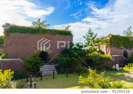 The mysterious desert island of Tomogashima! First turret mark! (Kata, Wakayama, Wakayama) *Shooting position in the comment section of the work 45295536