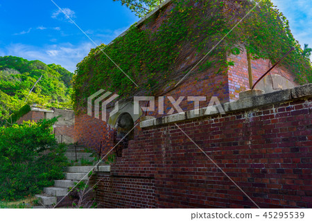 The mysterious desert island of Tomogashima! First turret mark! (Kata, Wakayama, Wakayama) *Shooting position in the comment section of the work 45295539