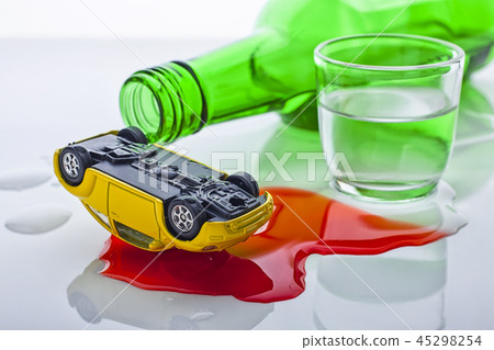 Drunk driving, drinking, drinking, shochu, accident 45298254