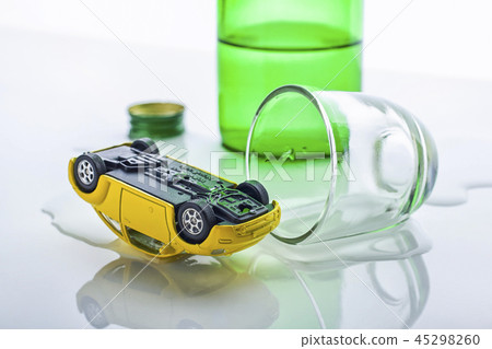 酒後駕車，喝酒，喝酒，燒酒，意外 45298260