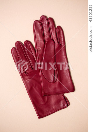 Beautiful burgundy classic leather gloves Beautiful burgundy classic leather gloves 45301232