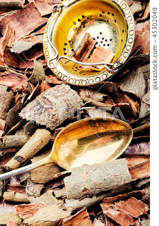 Natural aspen bark 45302049