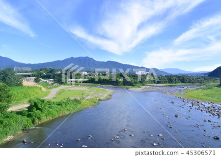 從上越線車的澀川和Numata的風景 45306571