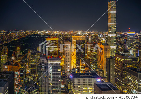 432 Park Avenue and the night view of Manhattan 432 Park Avenue and the night view of Manhattan 45306734