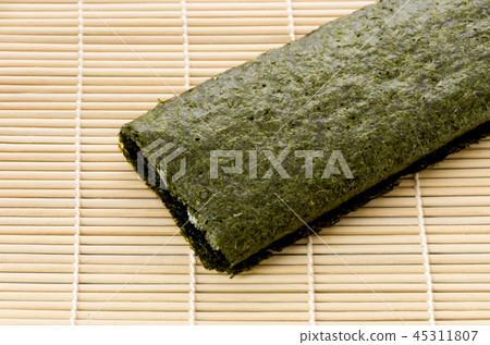 Roasted seaweed Roasted seaweed 45311807