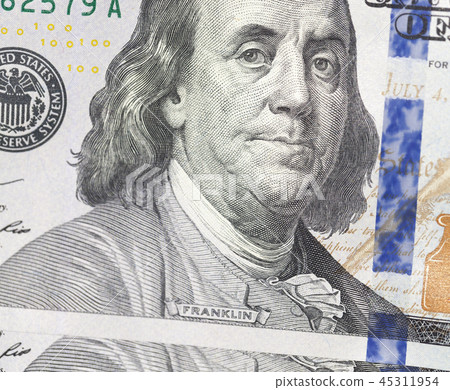 one hundred usd one hundred usd 45311954