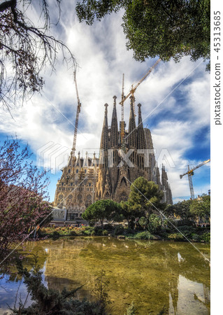 sagrada familia cathedral park view sagrada familia cathedral park view 45313685