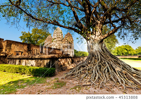 Wat sri sawai temple in Sukhothai historical park Wat sri sawai temple in Sukhothai historical park 45313808