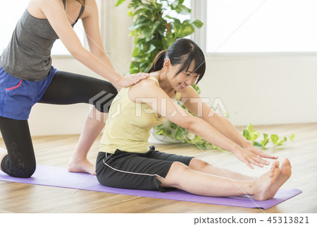 Woman fitness calisthenics health Woman fitness calisthenics health 45313821