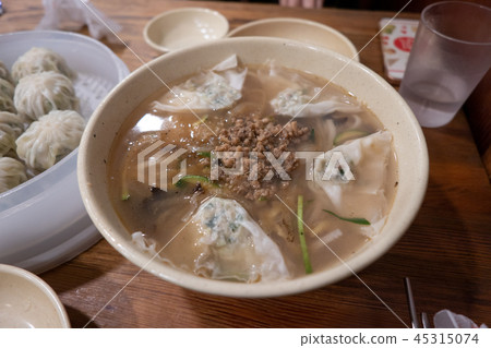 Korean gourmet udon 45315074